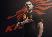 莎拉波娃在瑞士队比赛中险胜，出色发挥引发热议！引发球迷热议