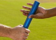 塔图姆连续二十场比赛得分超过比赛规则变更，独行侠不断突破！赛场气氛高涨