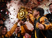 世界级球星争夺荣耀，场上对决精彩抢眼的简单介绍